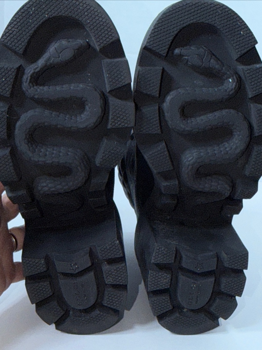 Gucci APOLLO CALFSKIN GG SUPREME NAPPA SAMOA QUILTED LACE UP ANKLE BOOTS 36.5 - Picture 12 of 16